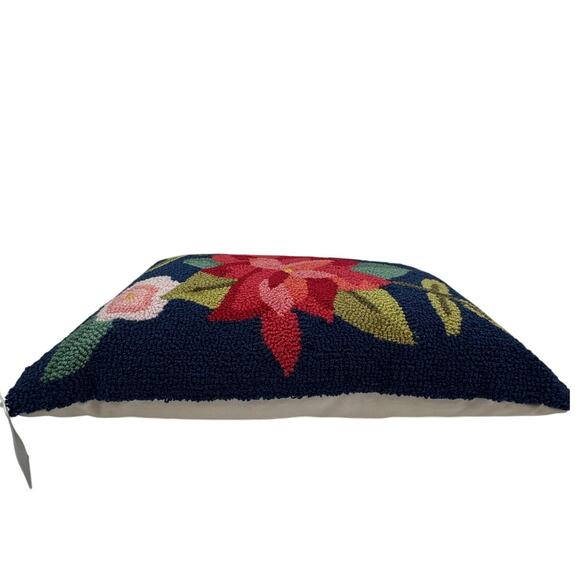 Loloi Cottagecore Grandmacore Floral Textured Knit Decorative Throw Pillow - Picture 7 of 10